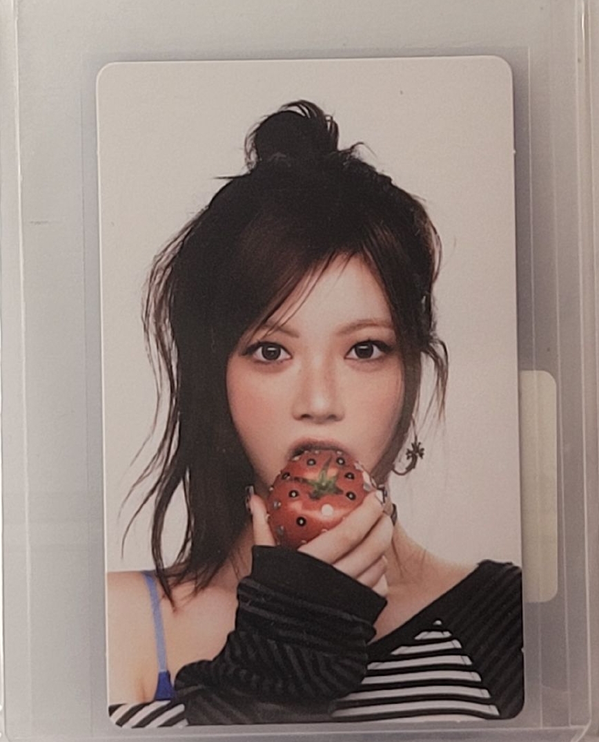 LE SSERAFIM SPAGHETTI 隨機卡包 小卡 EUNCHAE