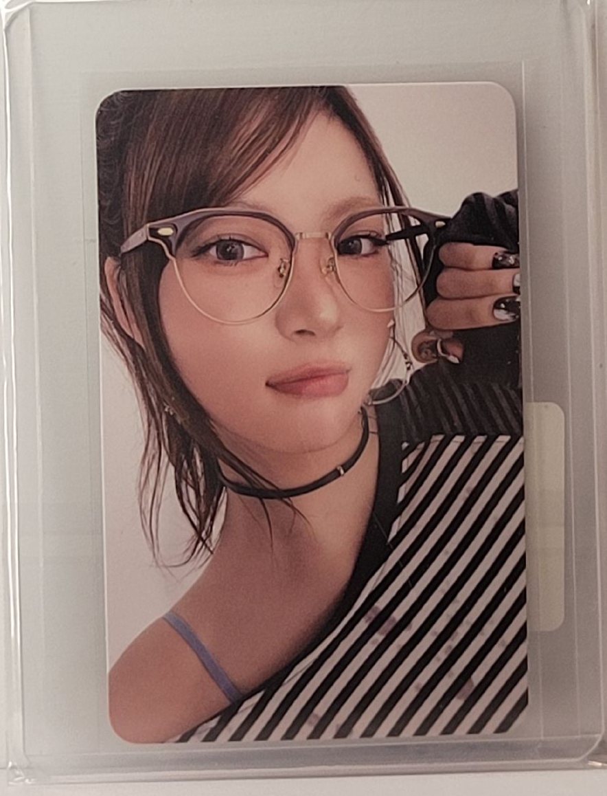 LE SSERAFIM SPAGHETTI WVS專 專卡 EUNCHAE