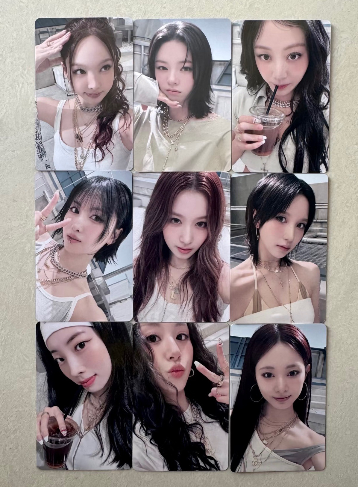 Sana yzy1.0簽售卡