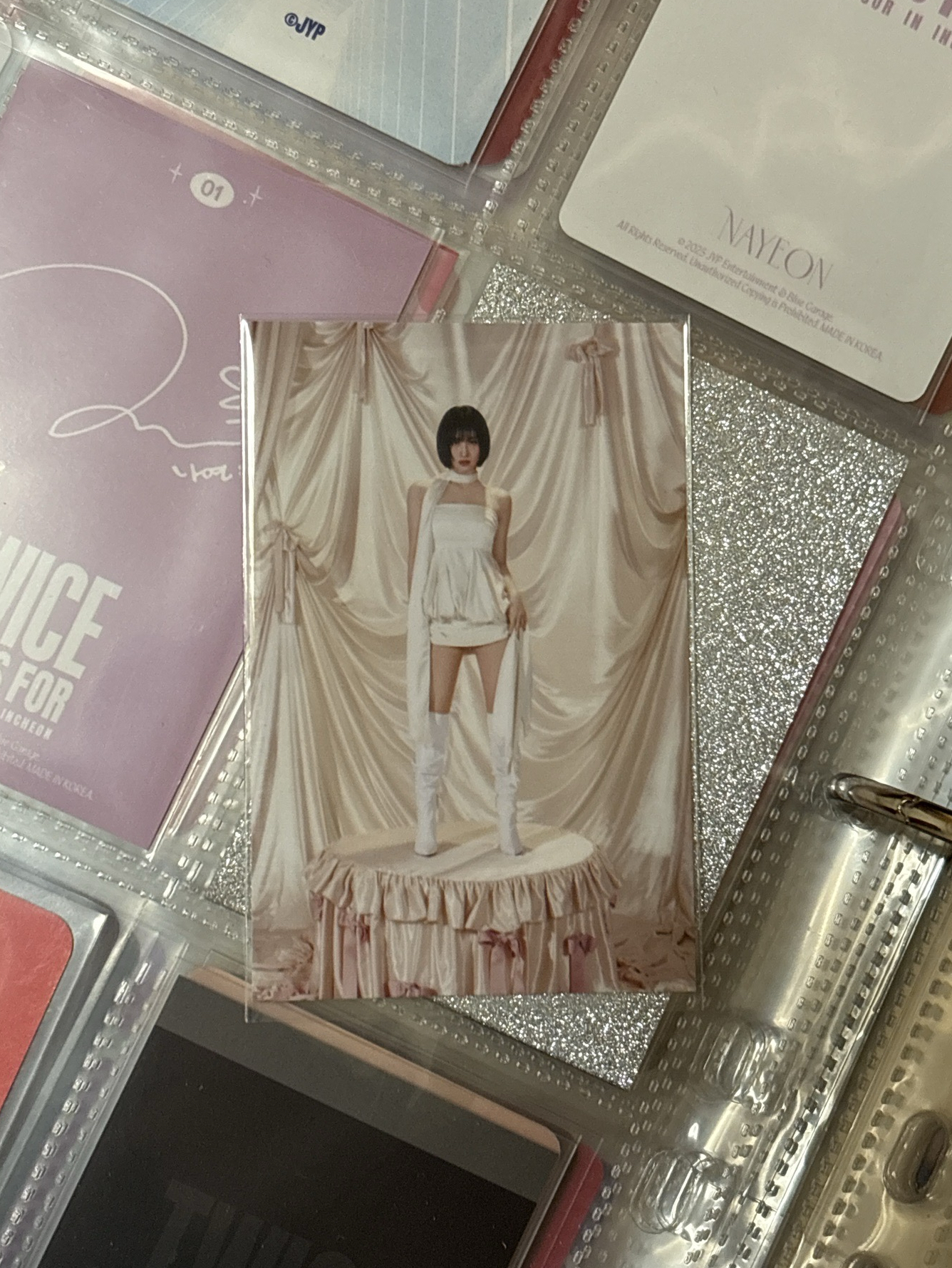 售 換TWICE Momo仁川小卡🩷