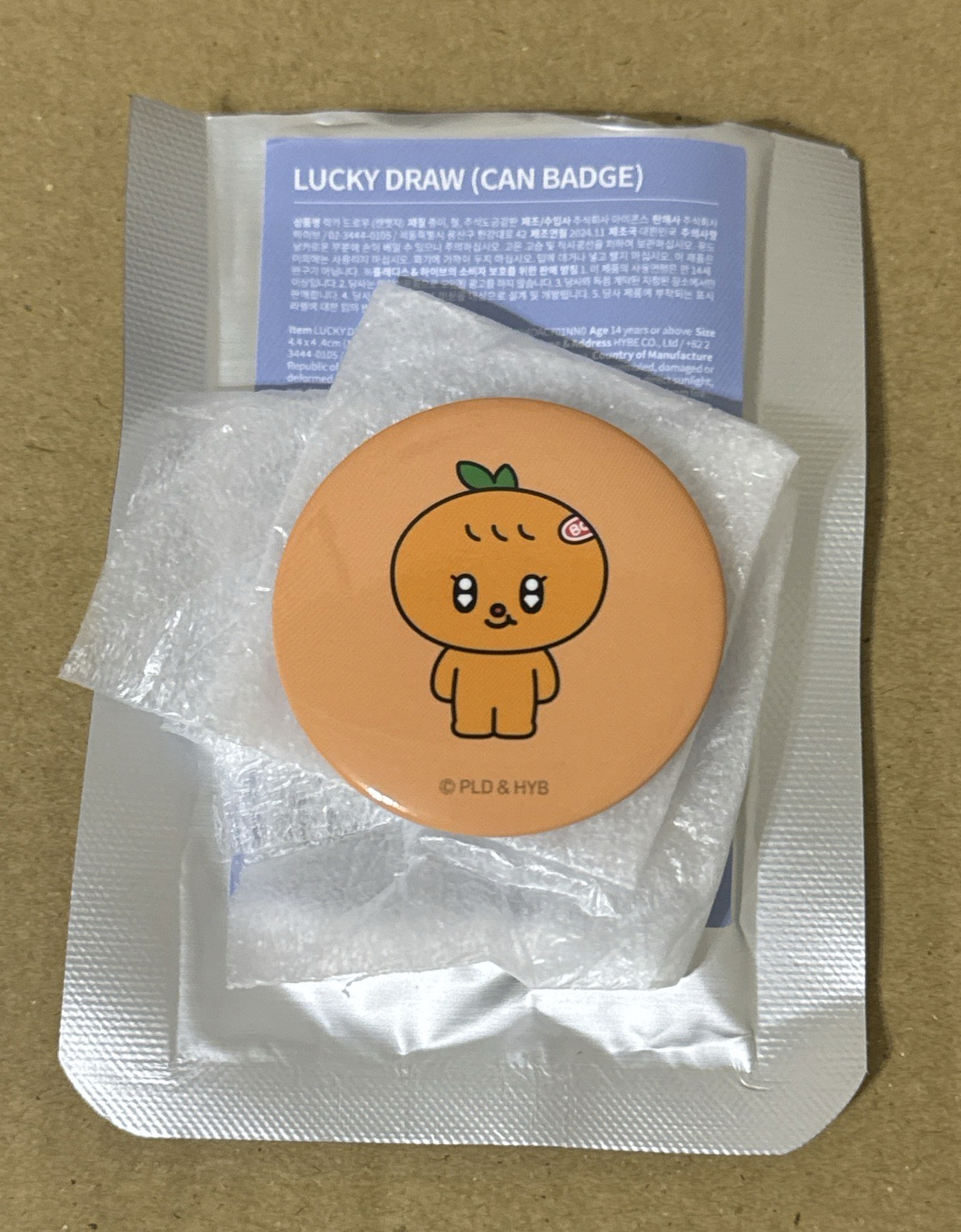 23克拉島 follow miniteen 徽章 