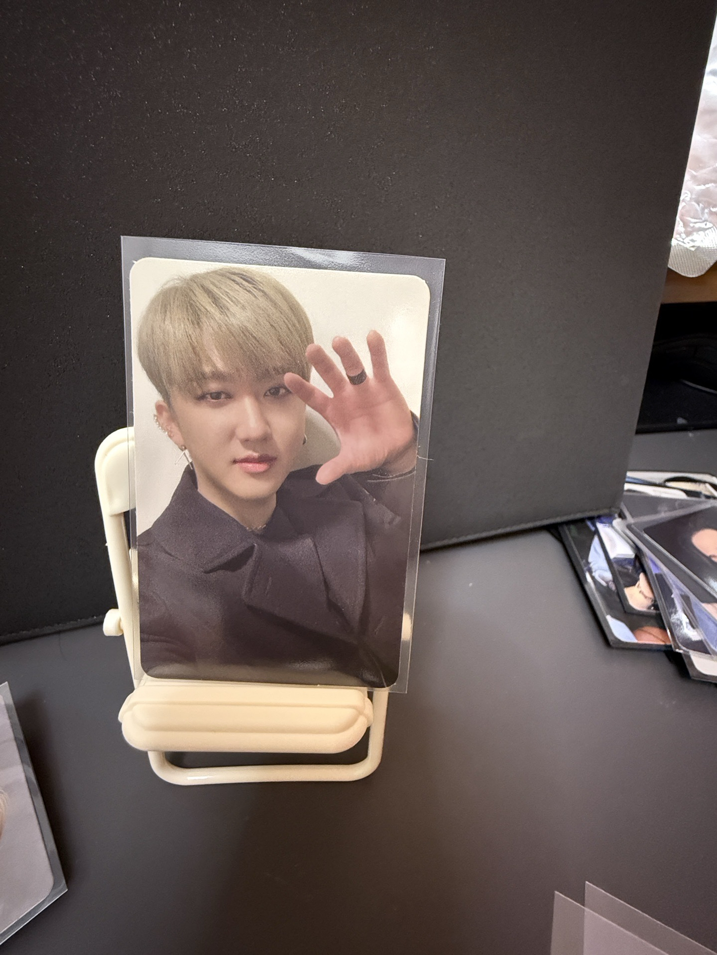 ODDINARY 專輯卡 A ver.