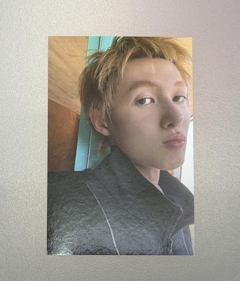 cortis wvs年曆特典卡