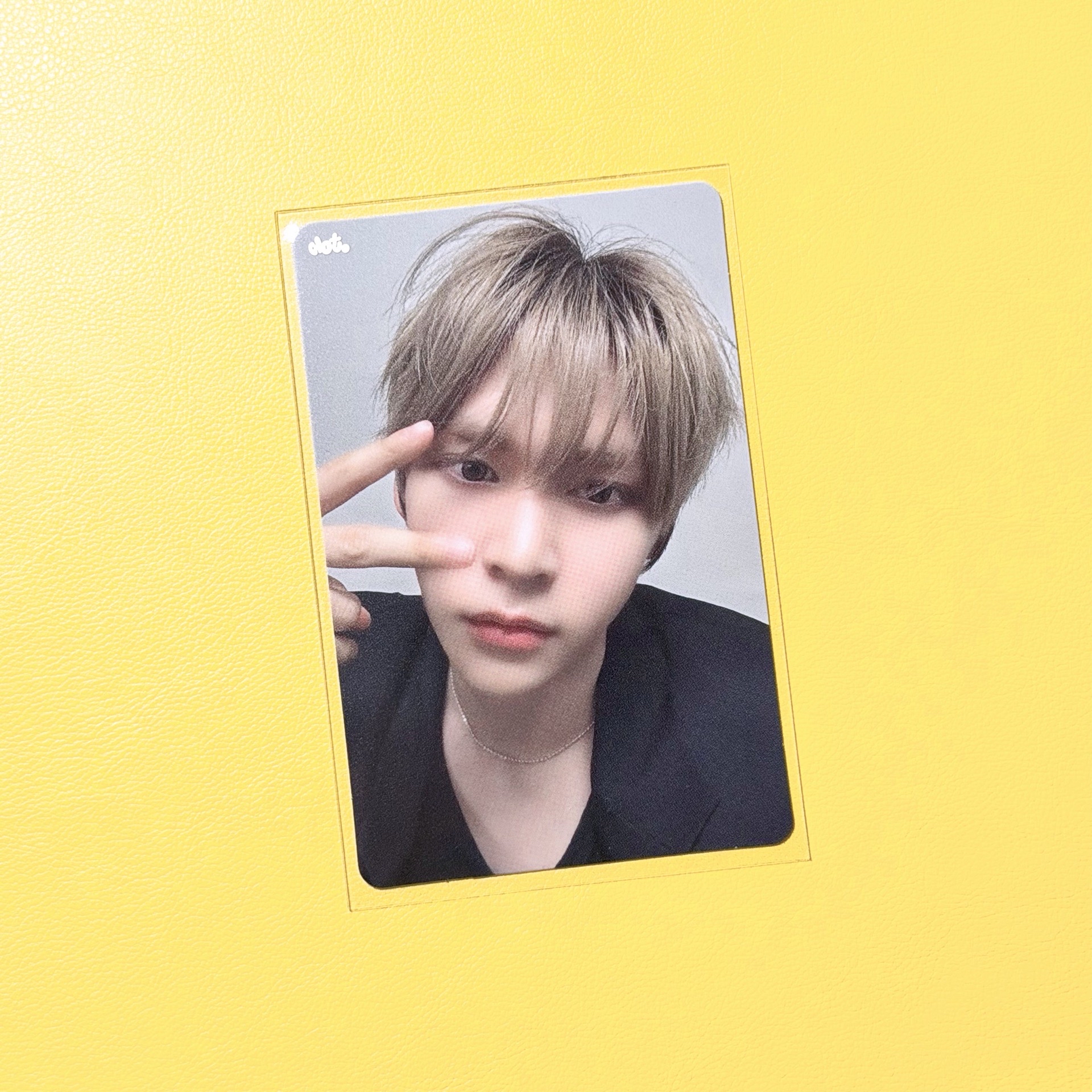 🪨 比耶區（簽售/幸運卡）