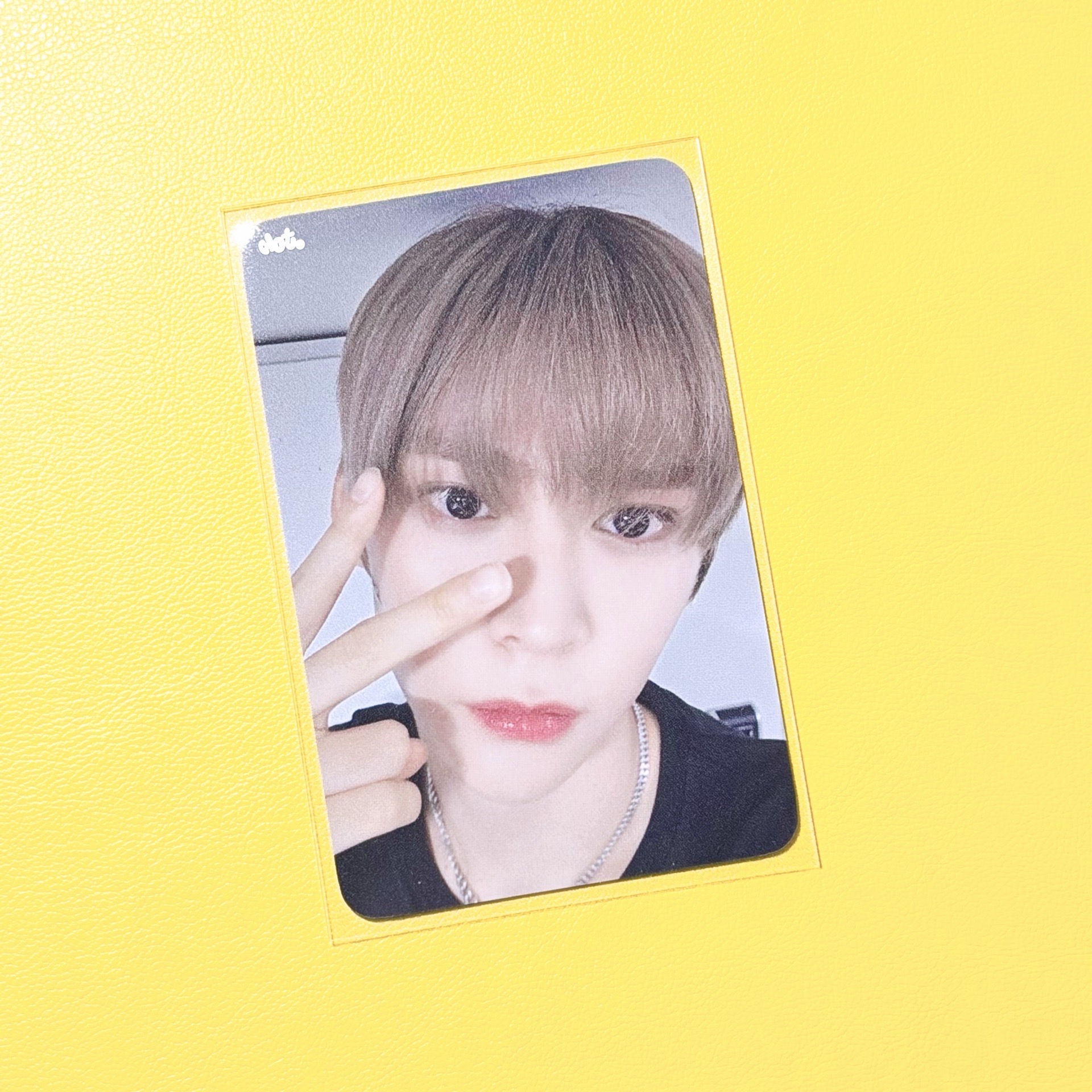 🪨 比耶區（簽售/幸運卡）