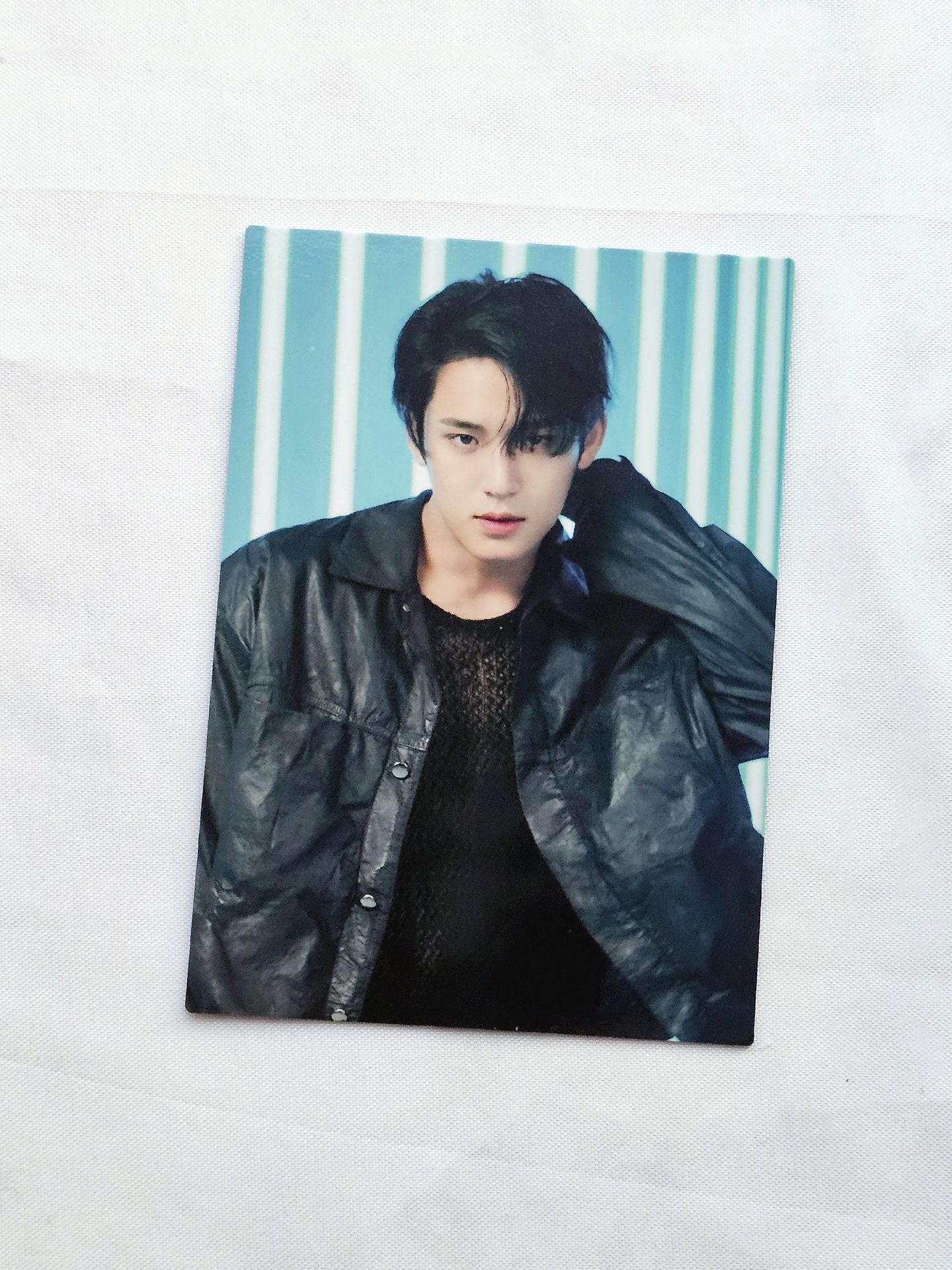 Follow 日本卡包卡 玟奎