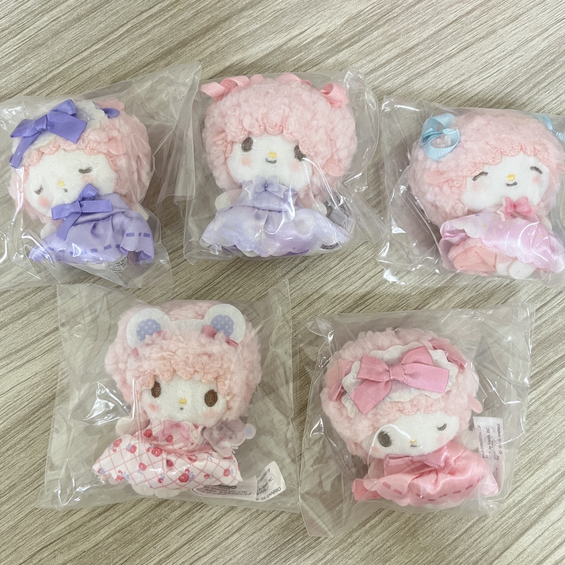 彼安諾指偶五個一組