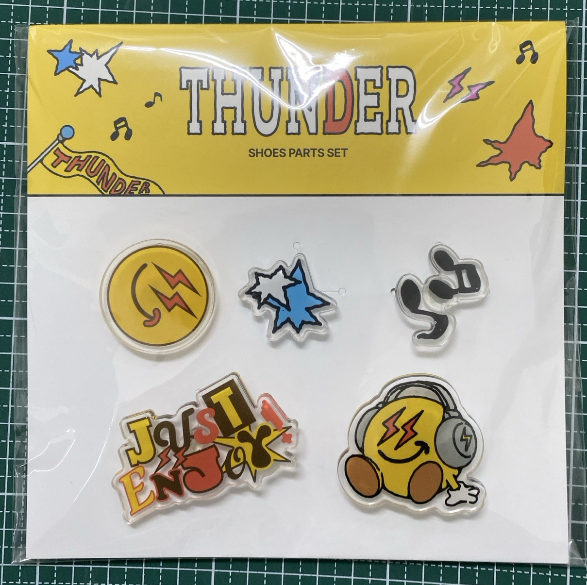 ATEEZ THUNDER 快閃店 鞋扣組