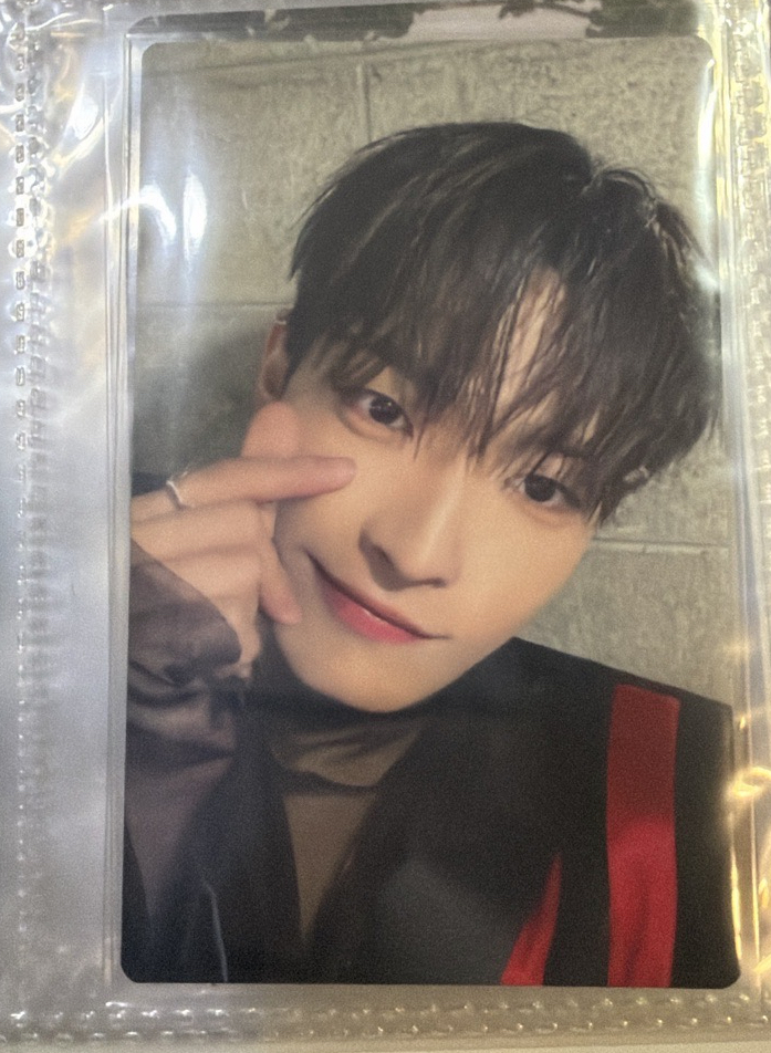 Not Okay 專輯卡 Flash Price