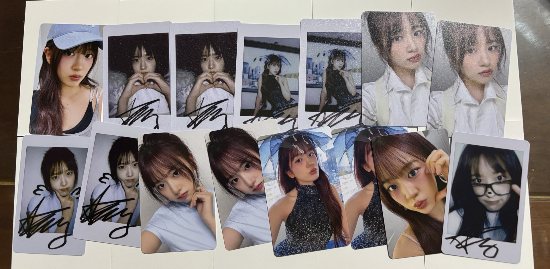 ARENA 雜誌卡全套 含拍立得特典 安俞真