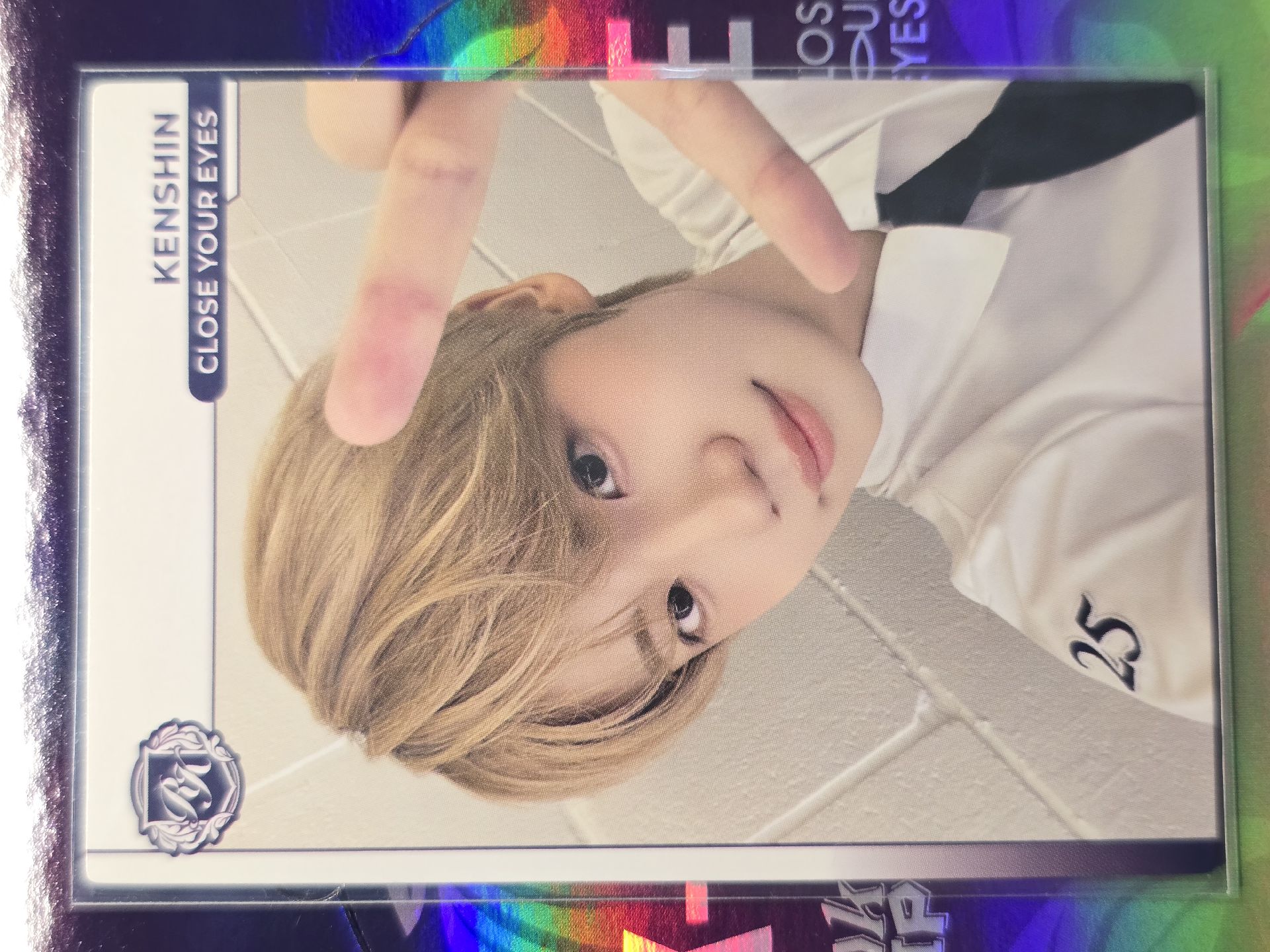 CLOSE YOUR EYES TELECA KENSHIN 收藏卡