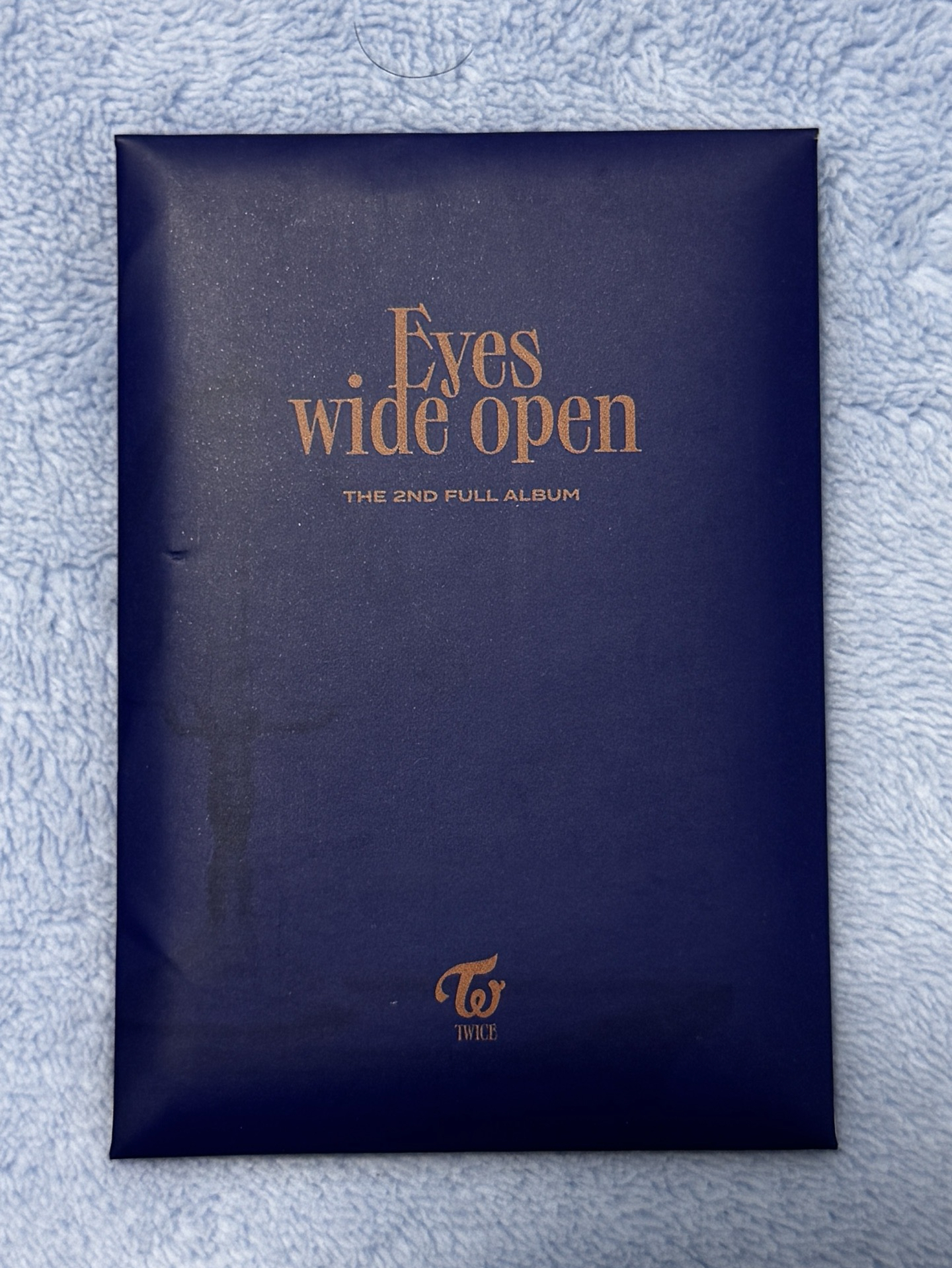 Eyes wide open 藍版預售卡