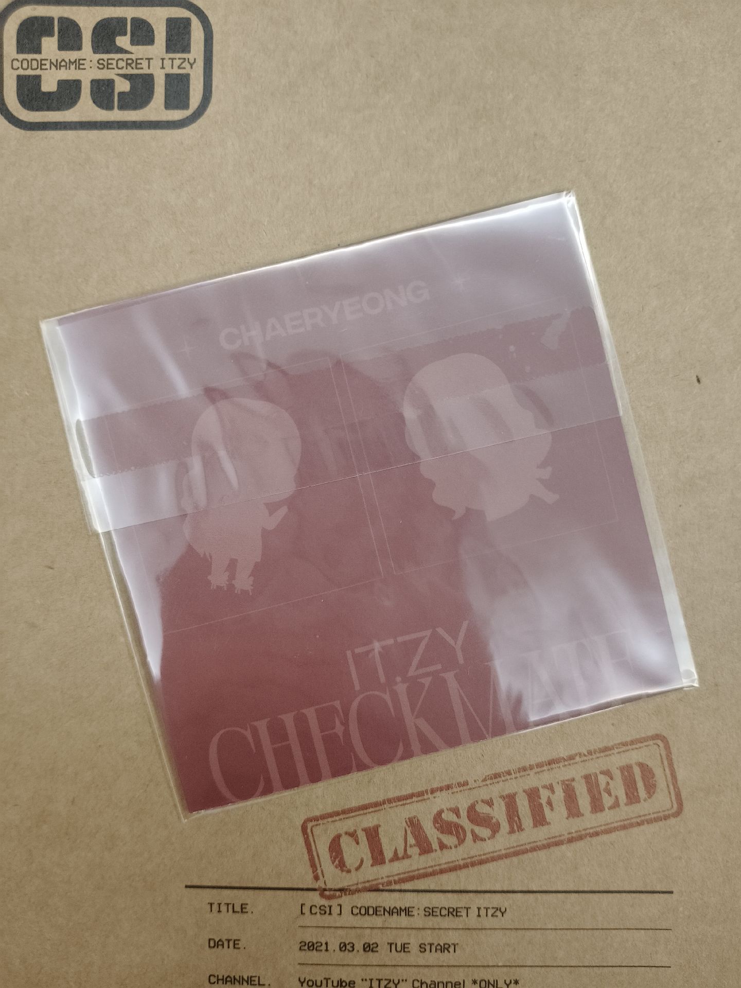 ITZY 👑 彩領 特別版 方卡