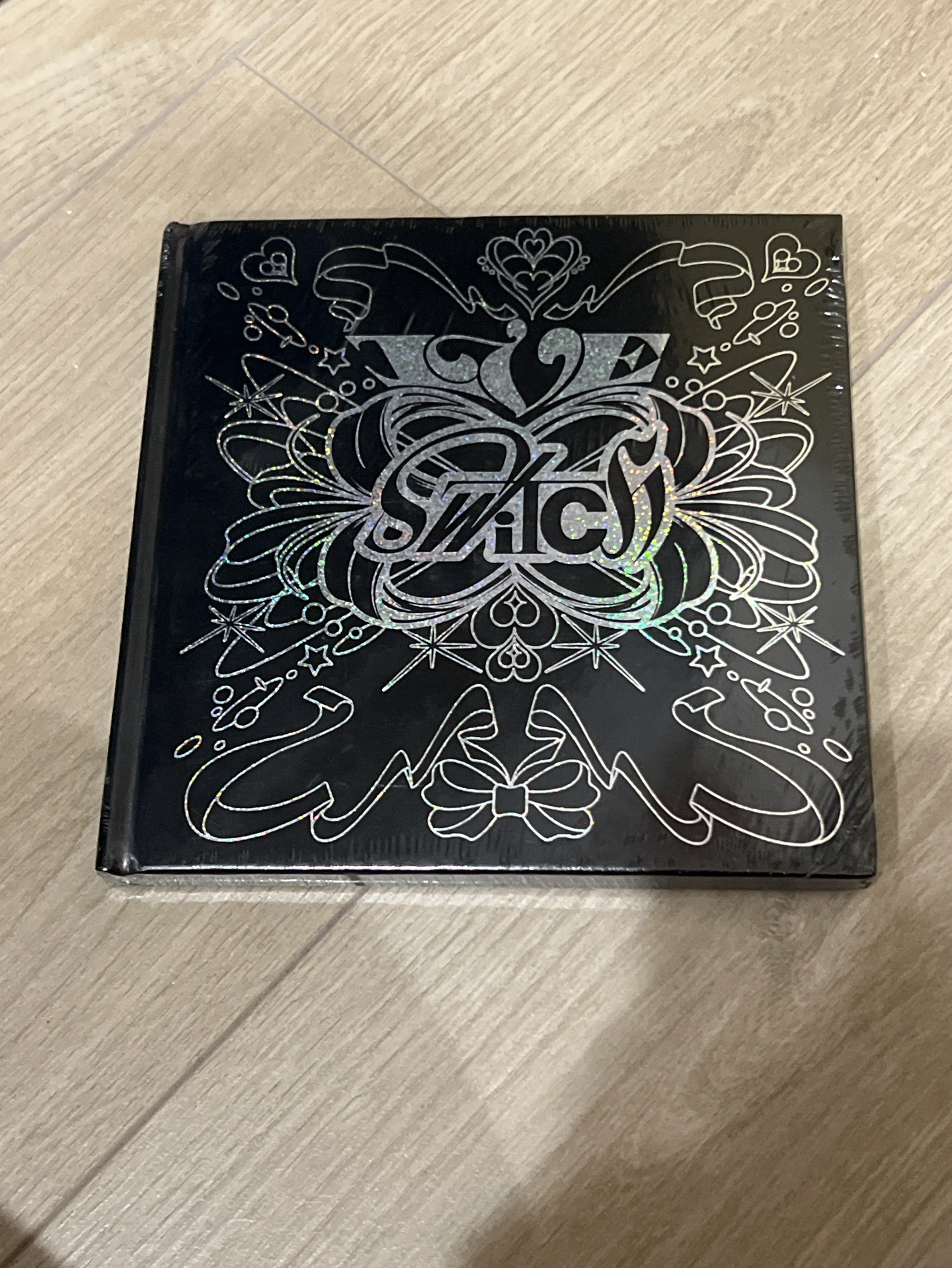 IVE SWITCH黑版(台灣現貨)