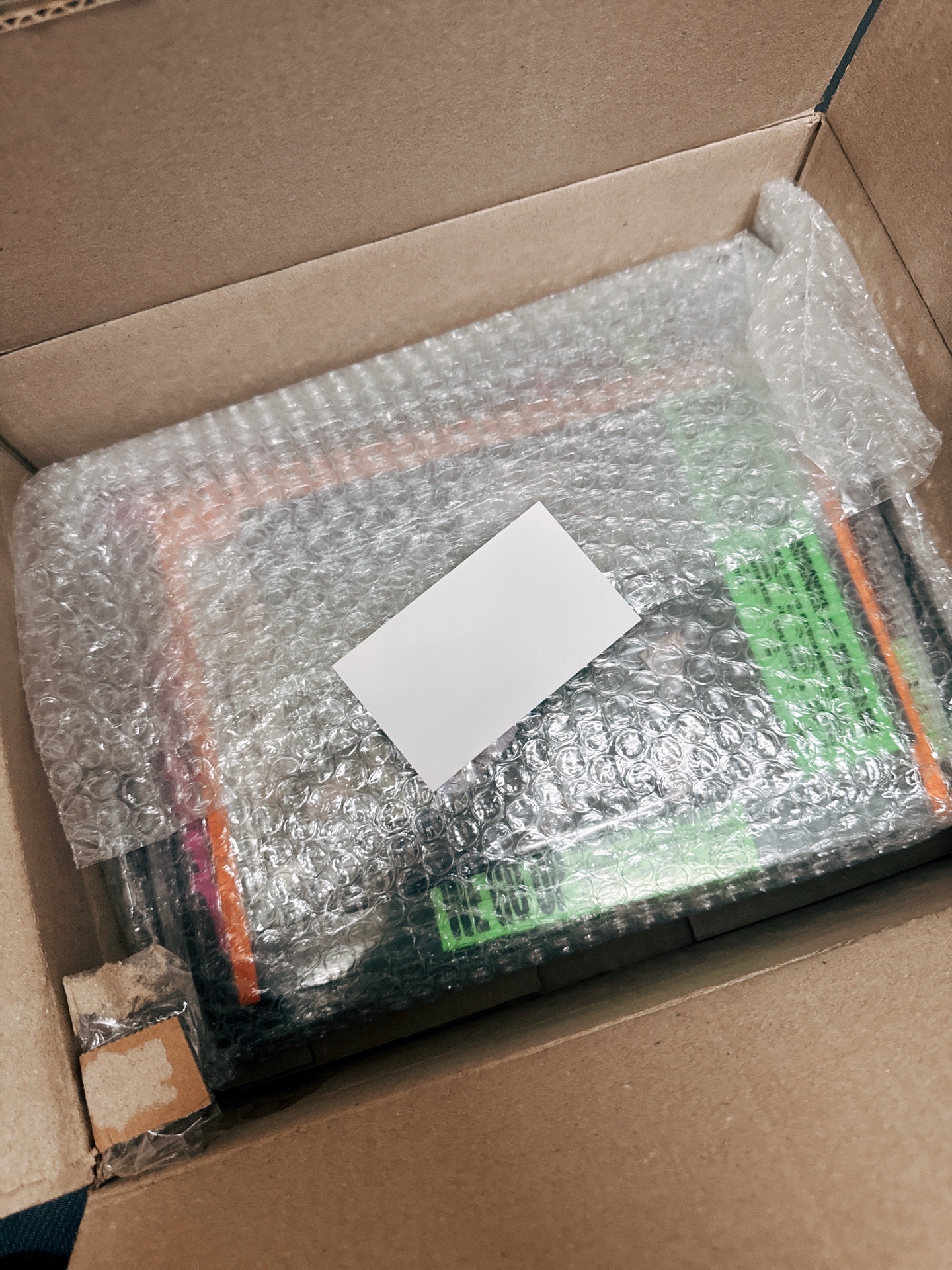 BABYMONSTER-WE GO UP 三件一套