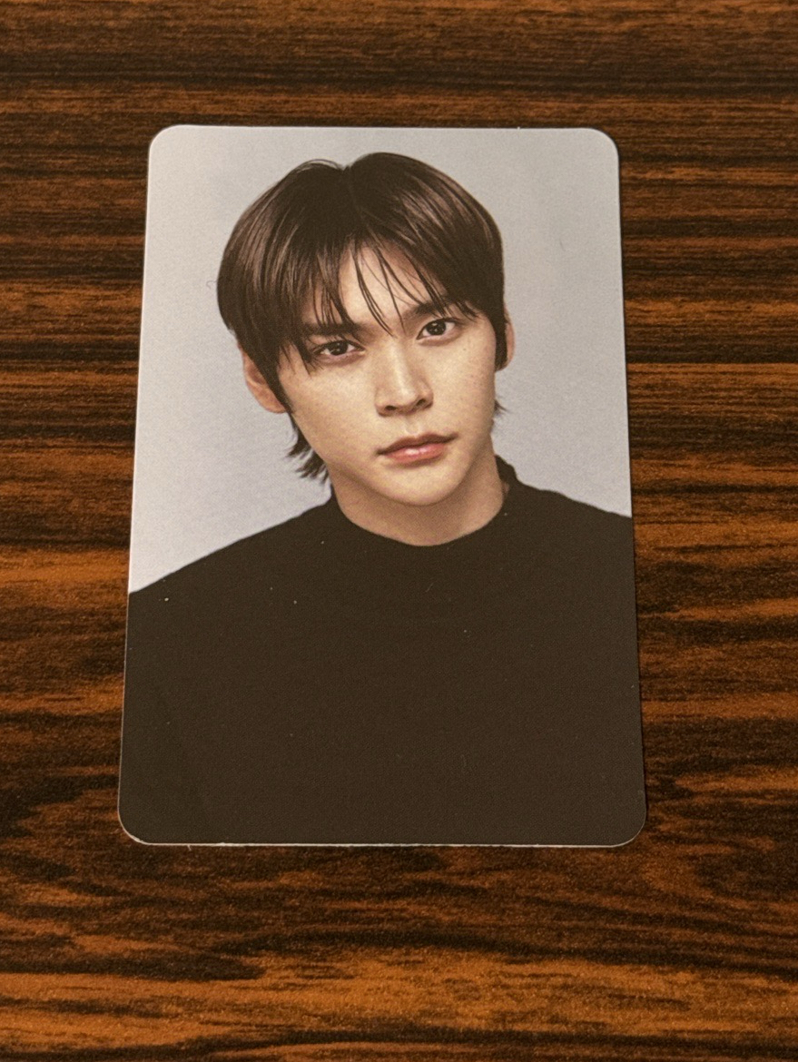 eunseok 深情對視