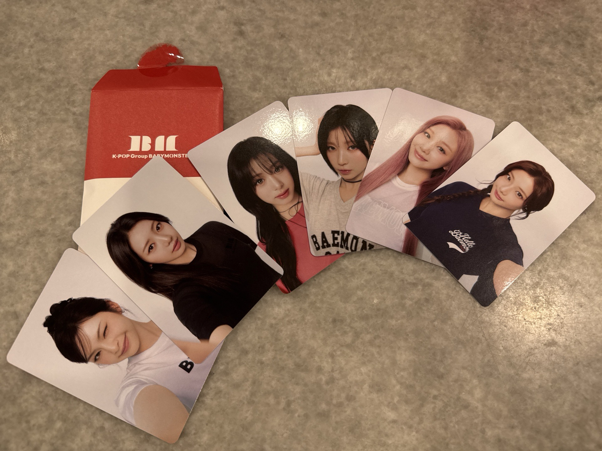 寶怪UNIQLO代言卡 線下現貨 2/10人肉帶回 