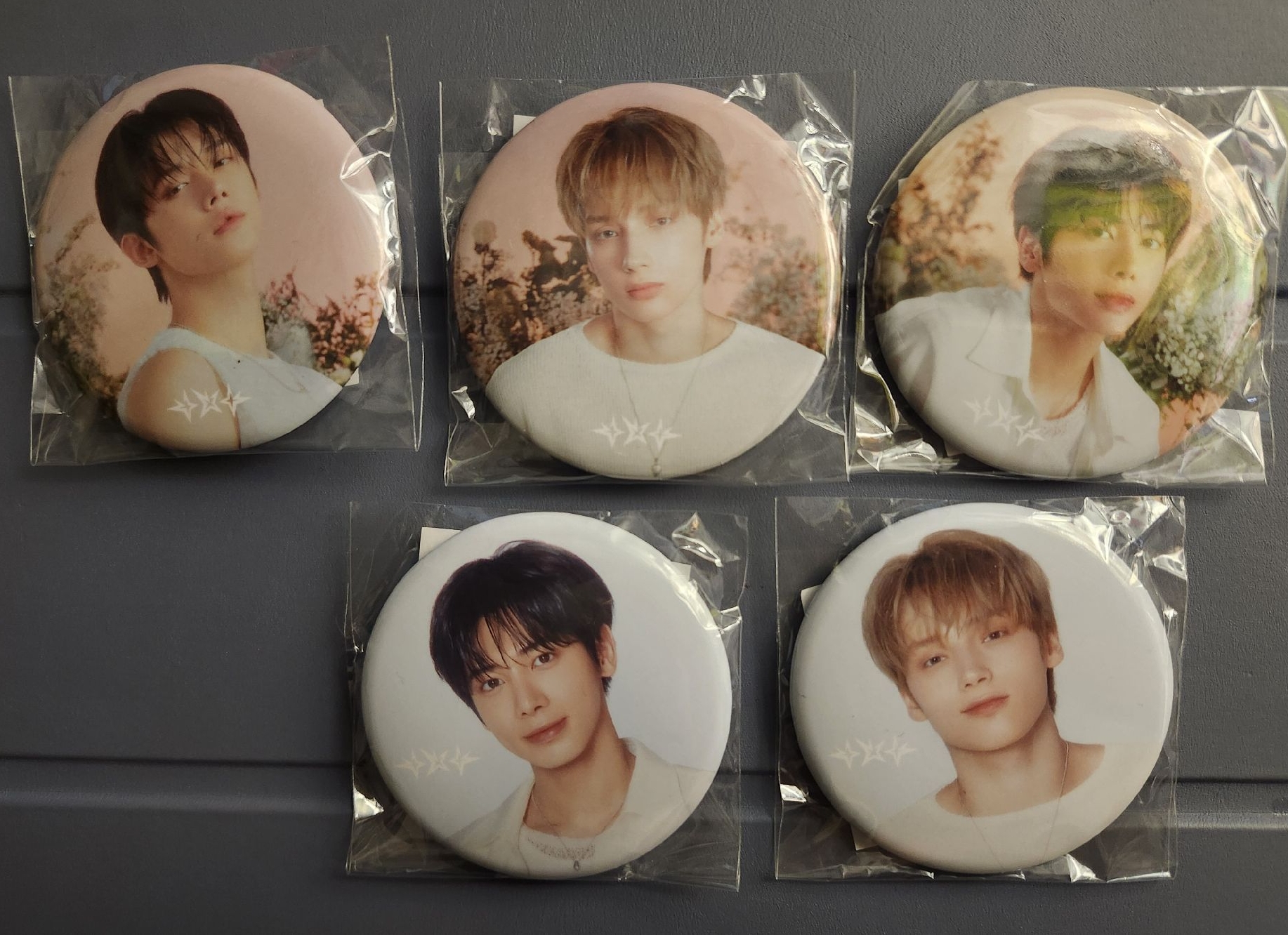 顯/寧+竣徽章一組出