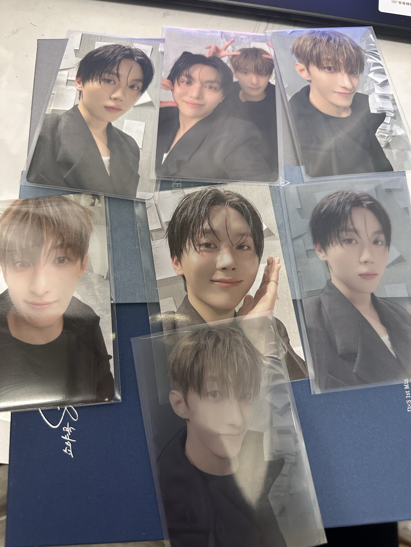 DxS 1st Mini Album Serenade