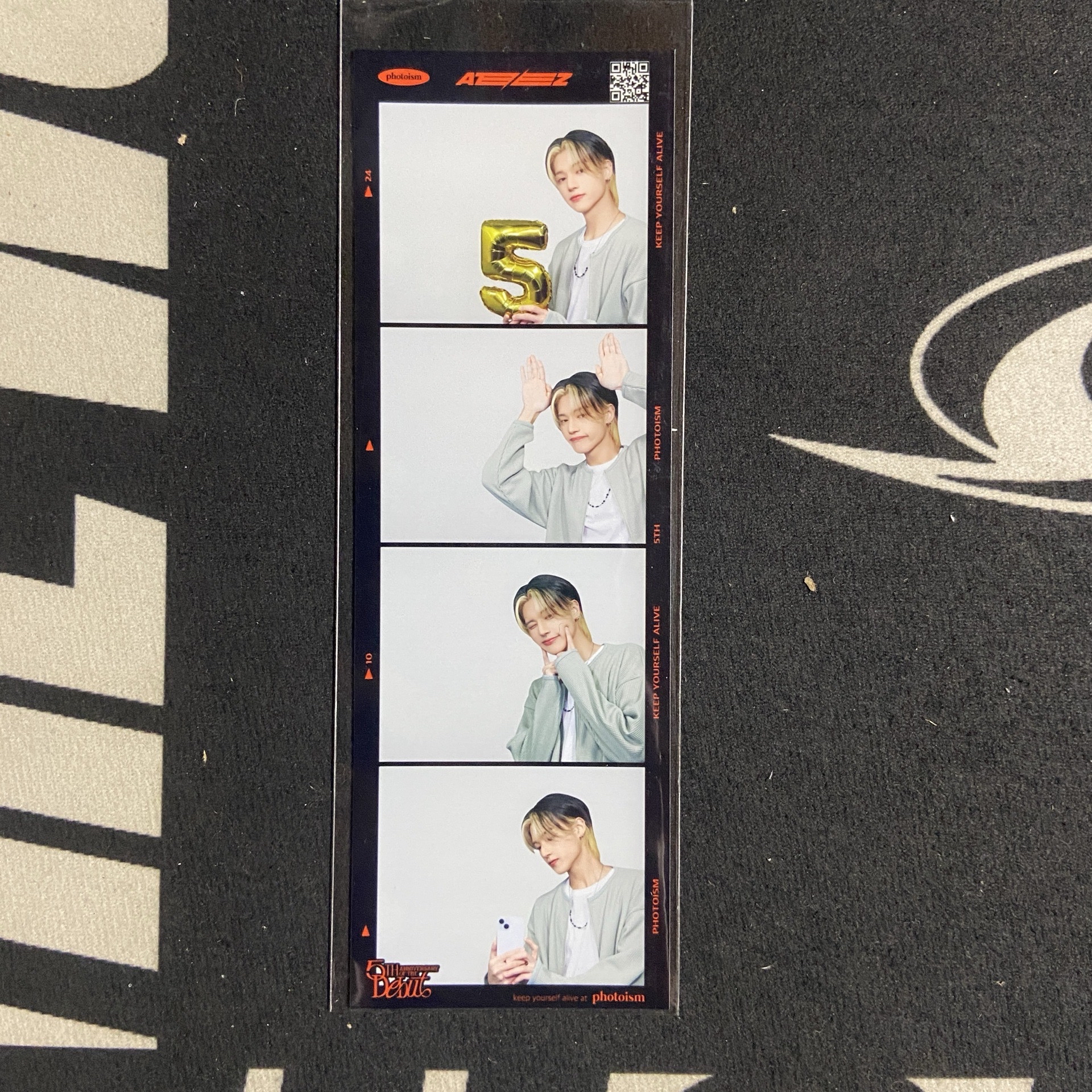 榮五週年人生四格一張