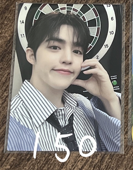 哲 Holiday 卡包 自拍卡