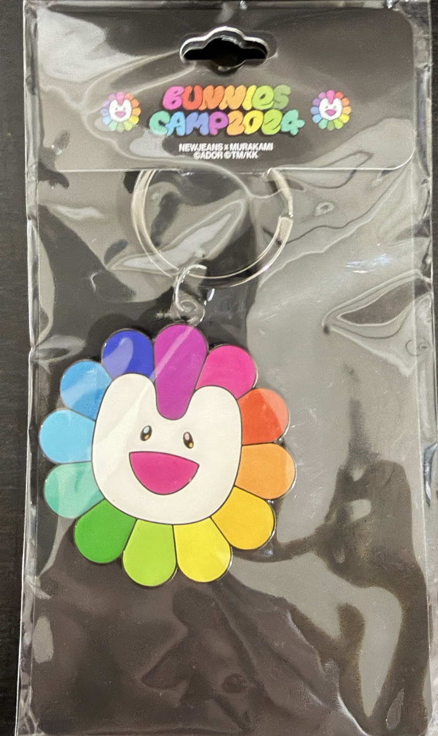 Newjeans 村上隆聯名 小花金屬吊飾