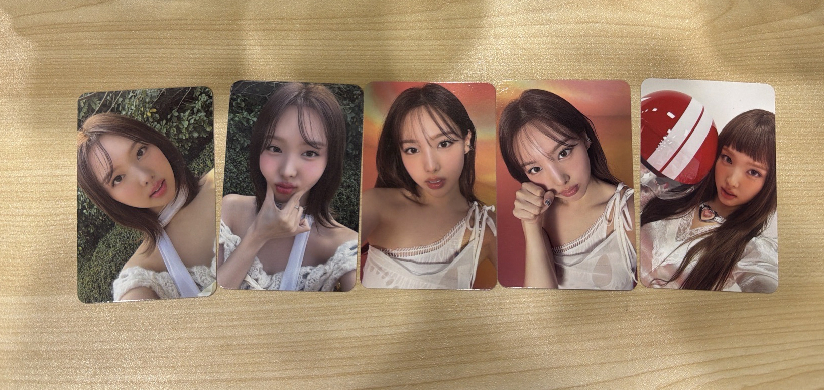 TWICE特典/專卡區