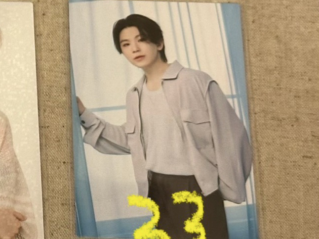 勳33吃太飽扶牆