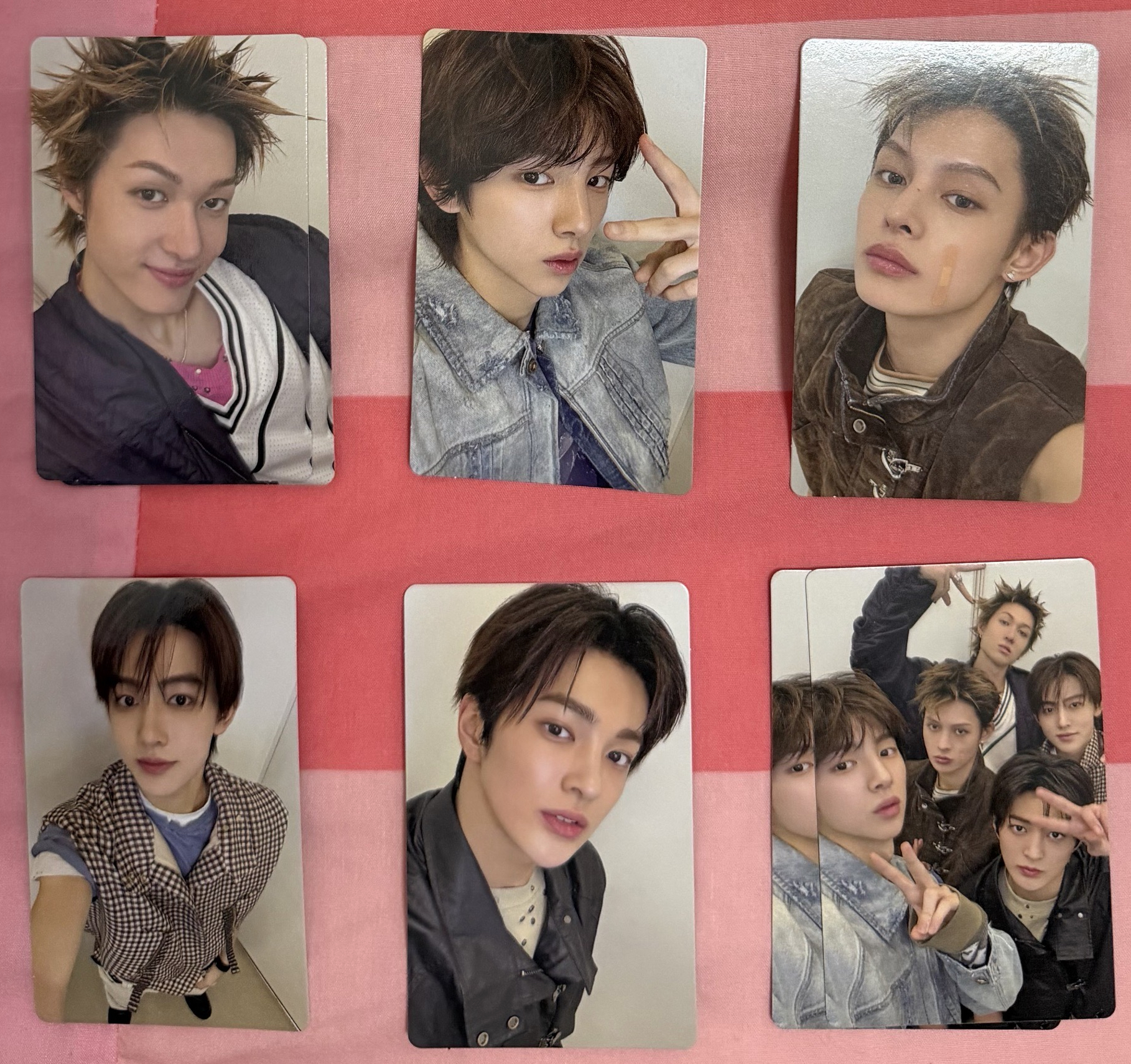 Cortis aaa造型小卡