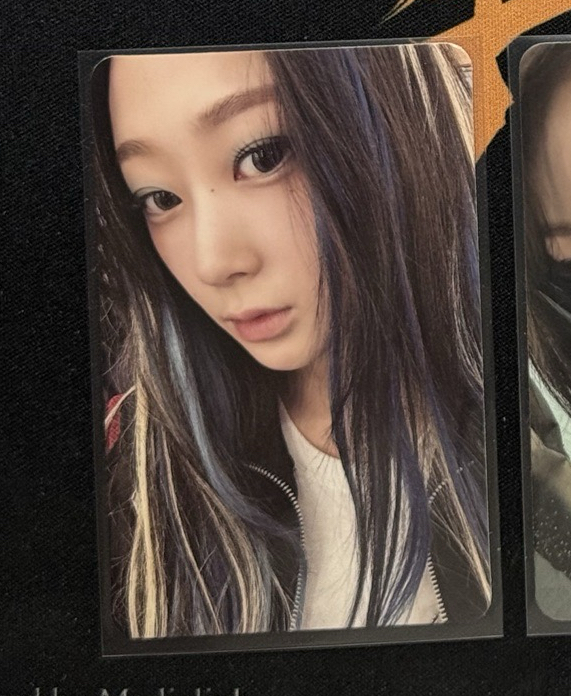 My World poster專卡