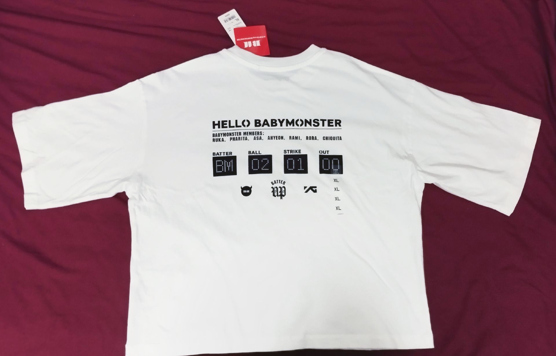 UNIQLO聯名 現貨 白 Chiquita款 尺寸XL