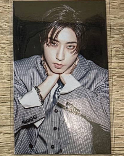 hmv b版 掐脖城（需綁至少2張❤️）