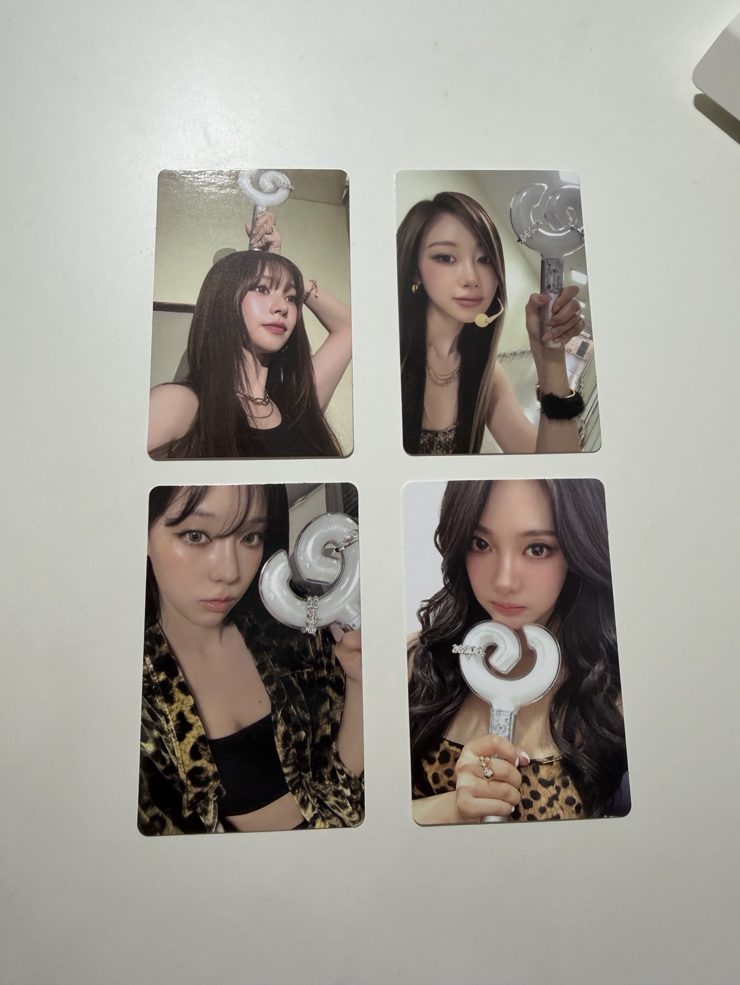 客訂 aespa手燈小卡一套！（勿下單）