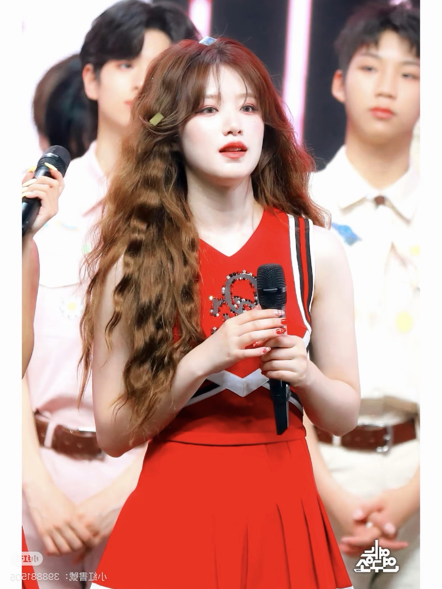 i-dle舒華 啦啦隊造型未公開親簽拍立得