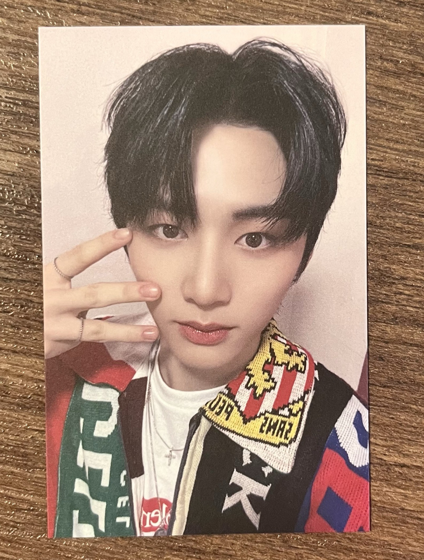 漢東旼 出道日咖幸運卡