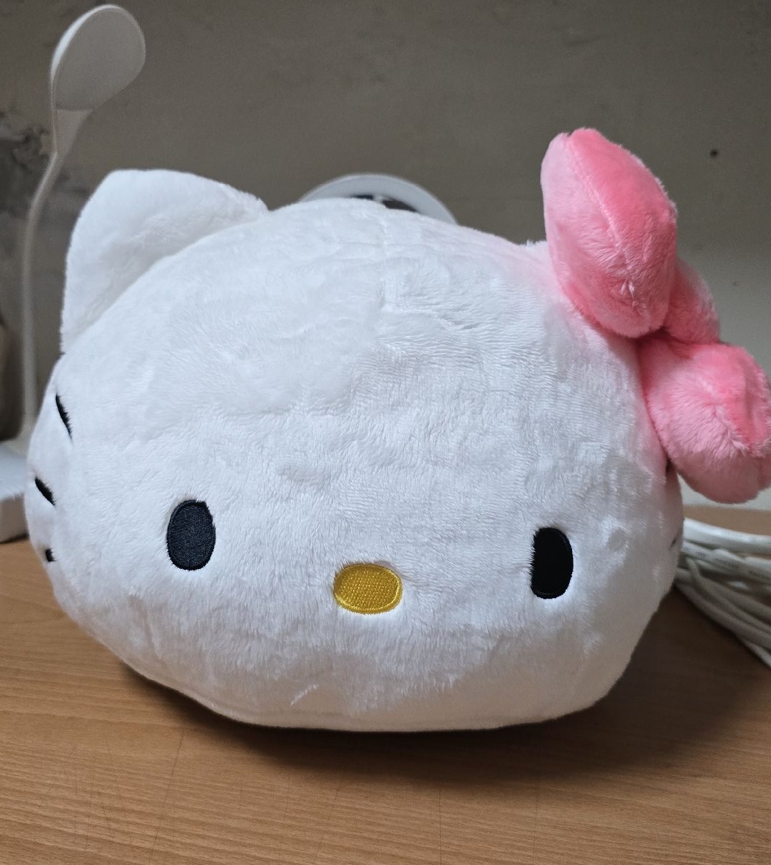 HELLO KITTY 大福抱枕
