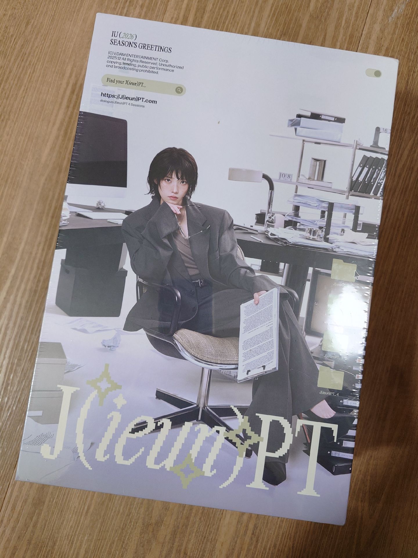 IU 2026年曆全新未拆