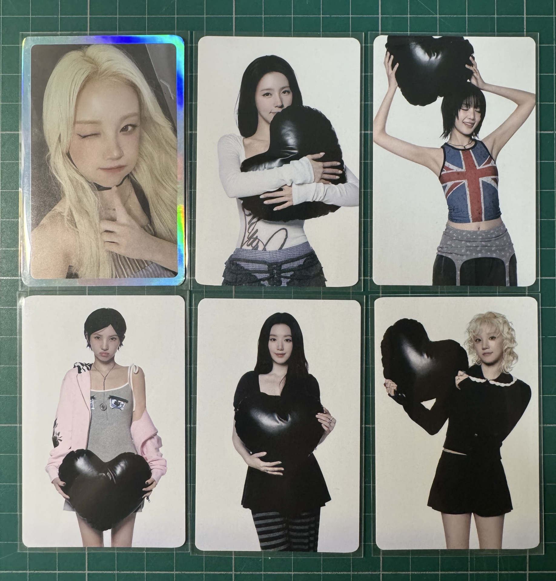 現貨 I-dle韓國展覽卡包 隨機卡
