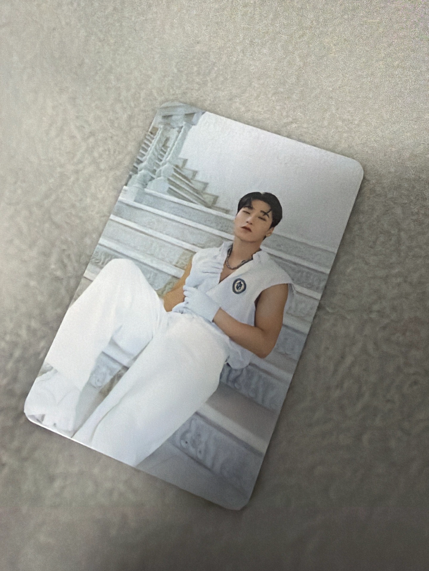 Outlaw 專輯卡 Platform ver. Image