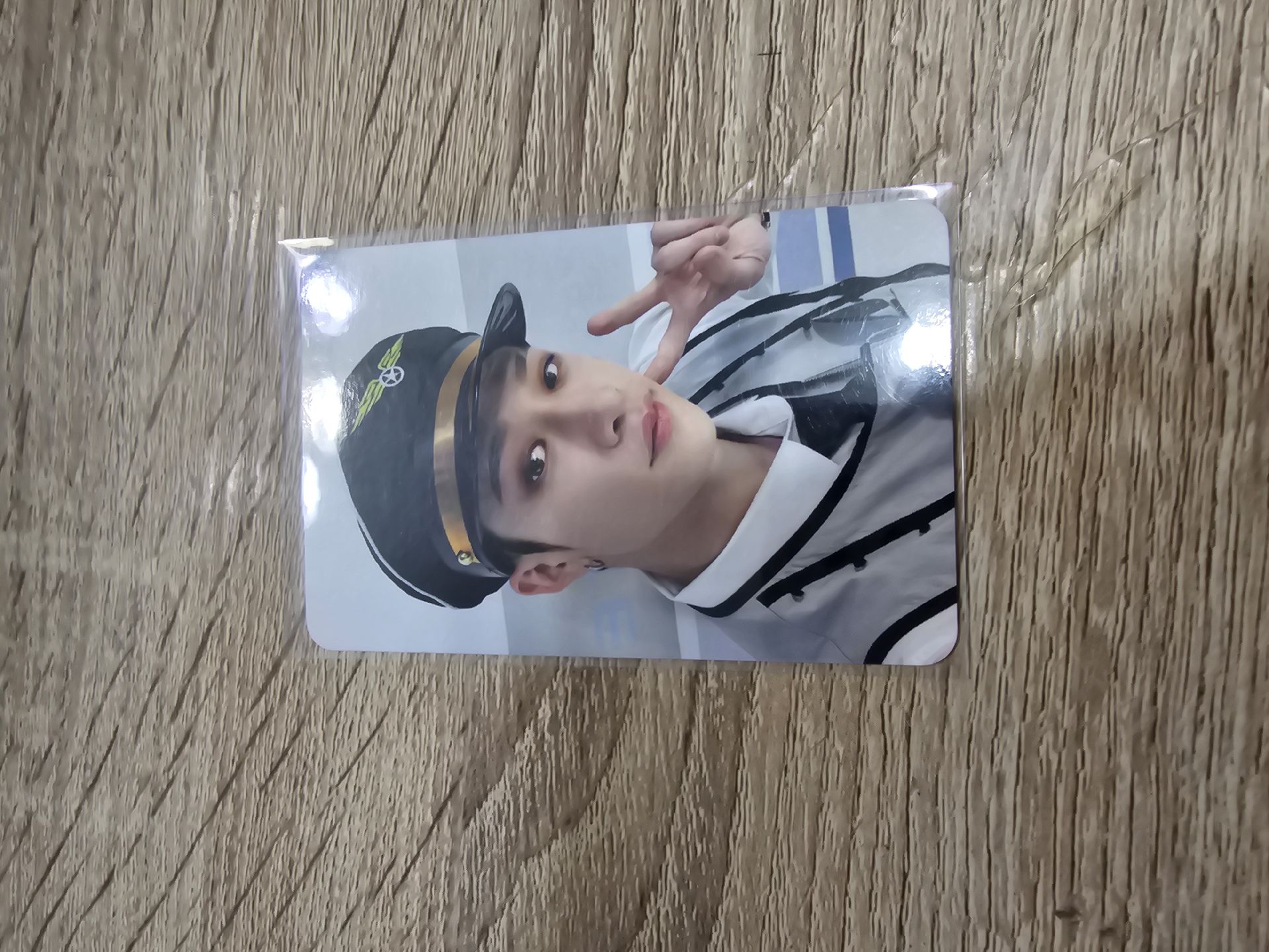 🐺燦 飛行飯咪 線上滿額卡