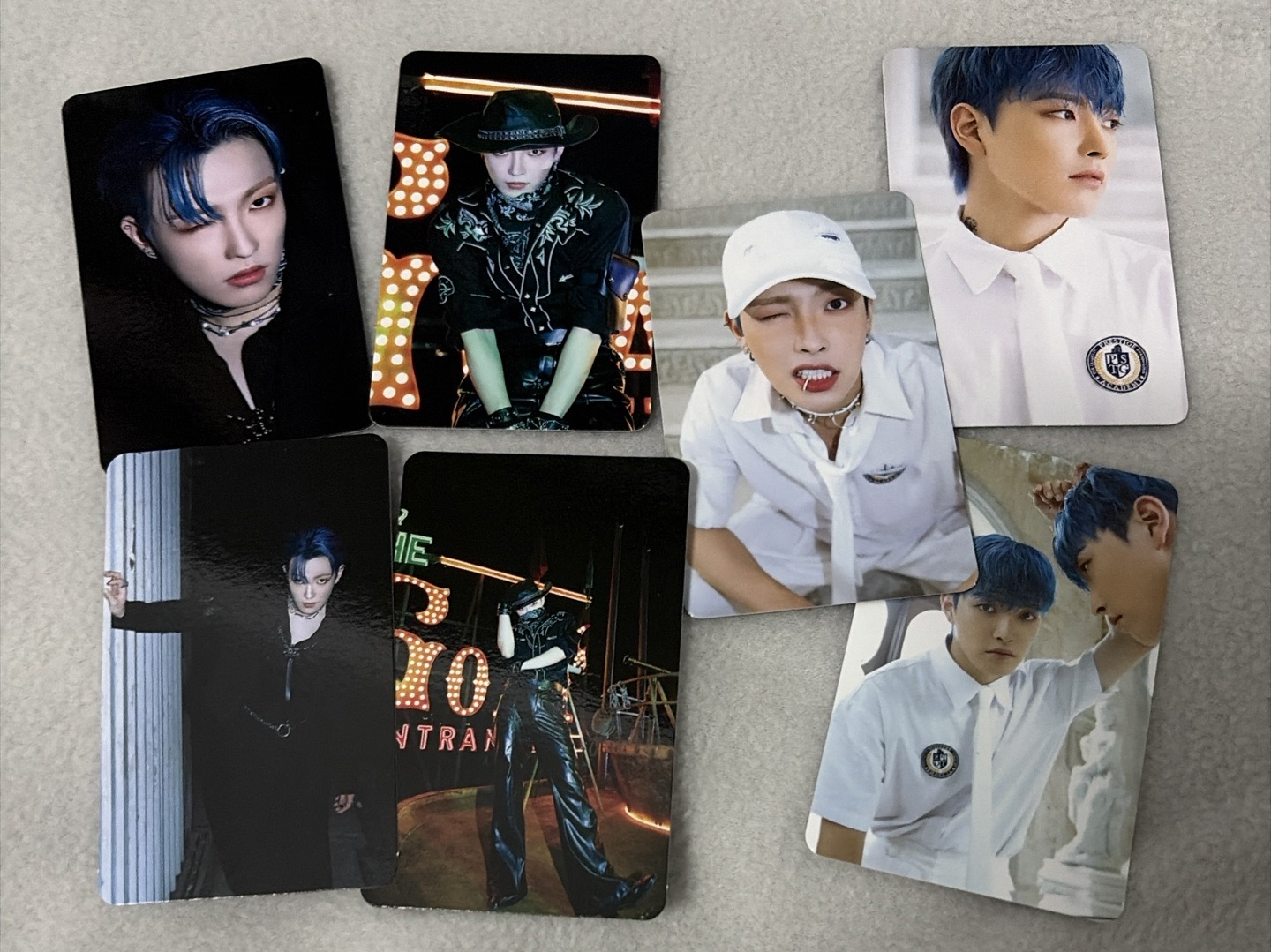 Outlaw 專輯卡 Platform ver. Image