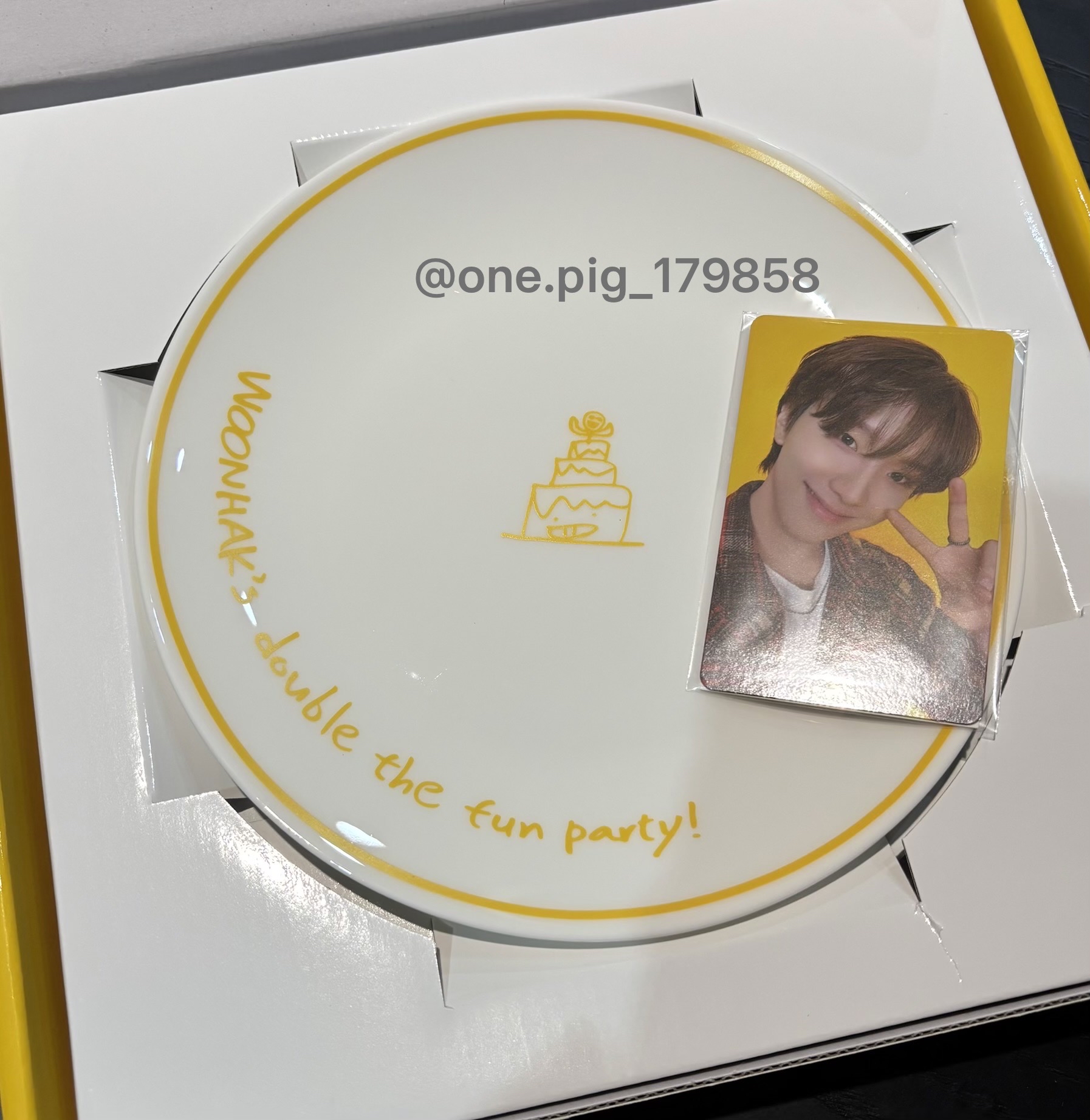 哩嗚 宰鉉 雲鶴生日盤（含卡） 送自購盤架 