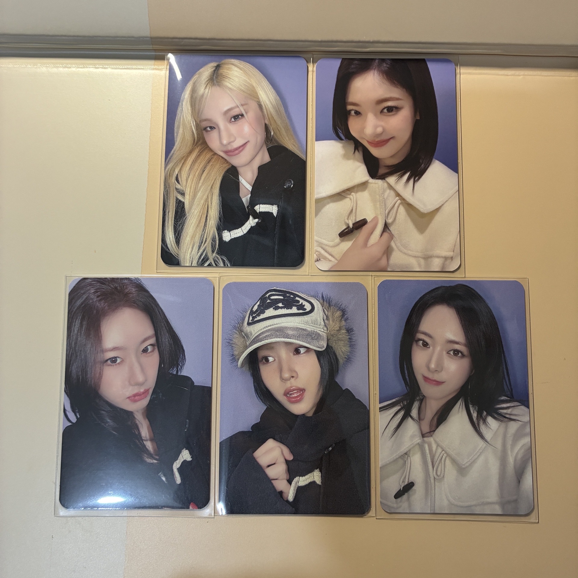 ITZY｜ms 牛角扣大衣ver.