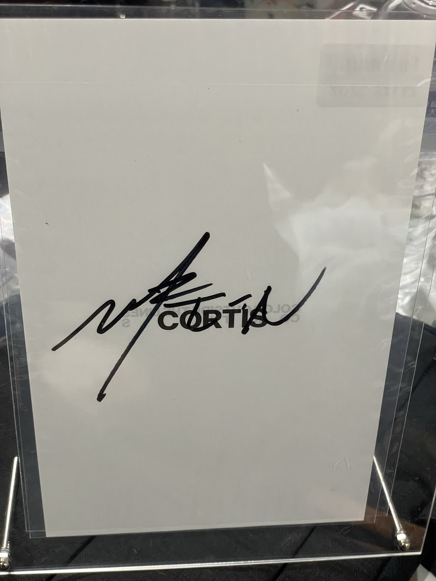 cortis 美通親簽 馬丁