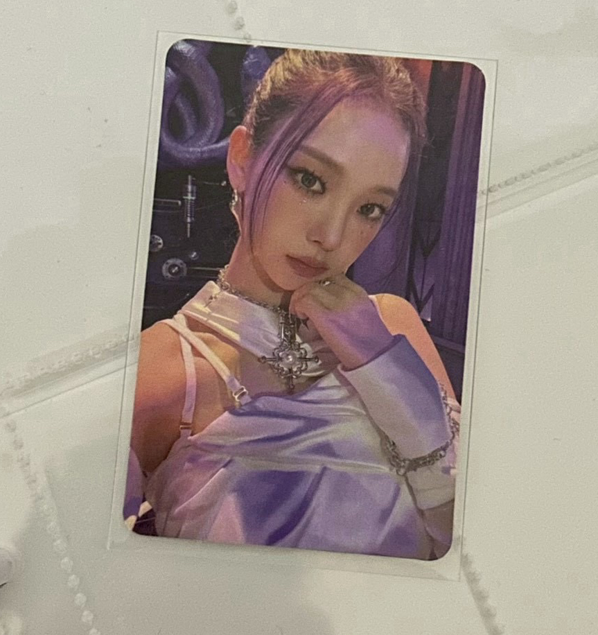 Girls 專輯卡 D版柚