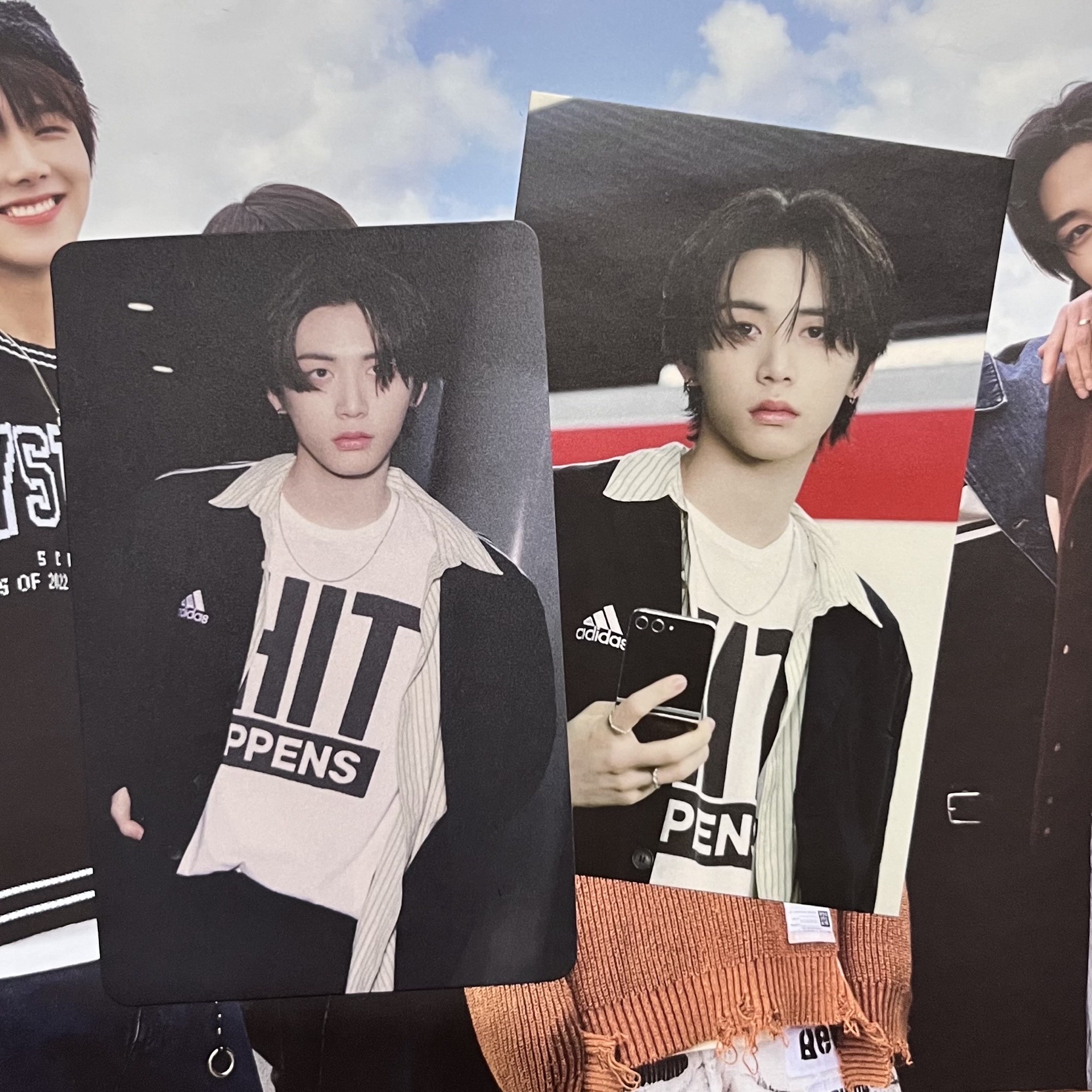 漢東旼 AND日專官拍卡&貼紙