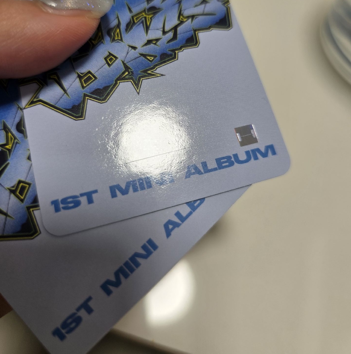 CxM ‘𝙃𝙔𝙋𝙀 𝙑𝙄𝘽𝙀𝙎’ k4 幸運卡 