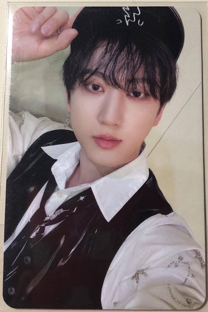 我帽簷內側有圖案喔！