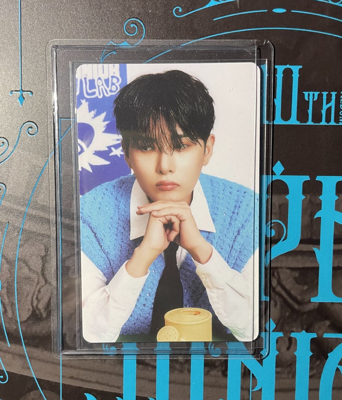 厲旭2025年曆 固配卡