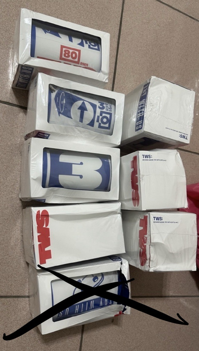 TWS 迷三白版未拆專（外盒損）